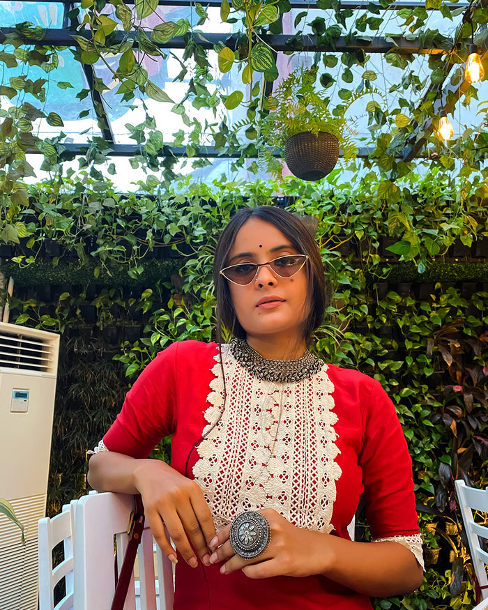 Tishri Red