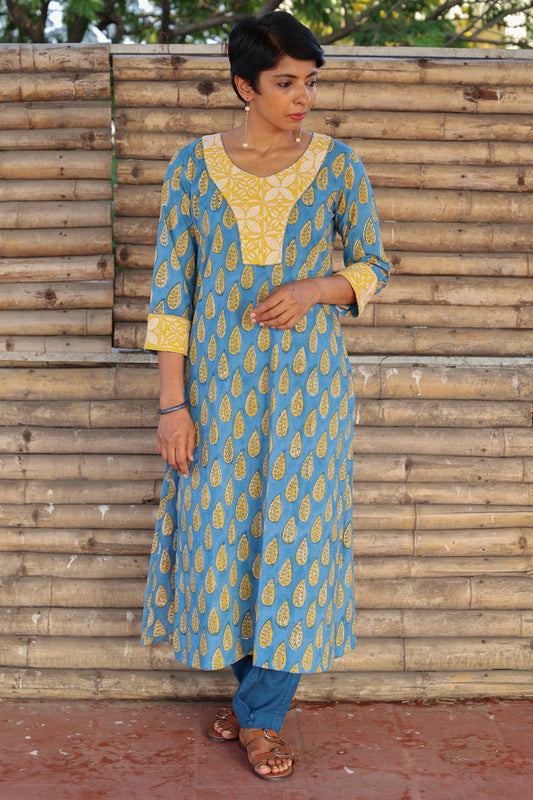 Blue foliage kurta