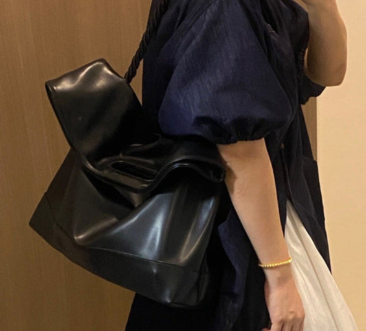 CL1681 - Korean Fashion Black Tote Bag