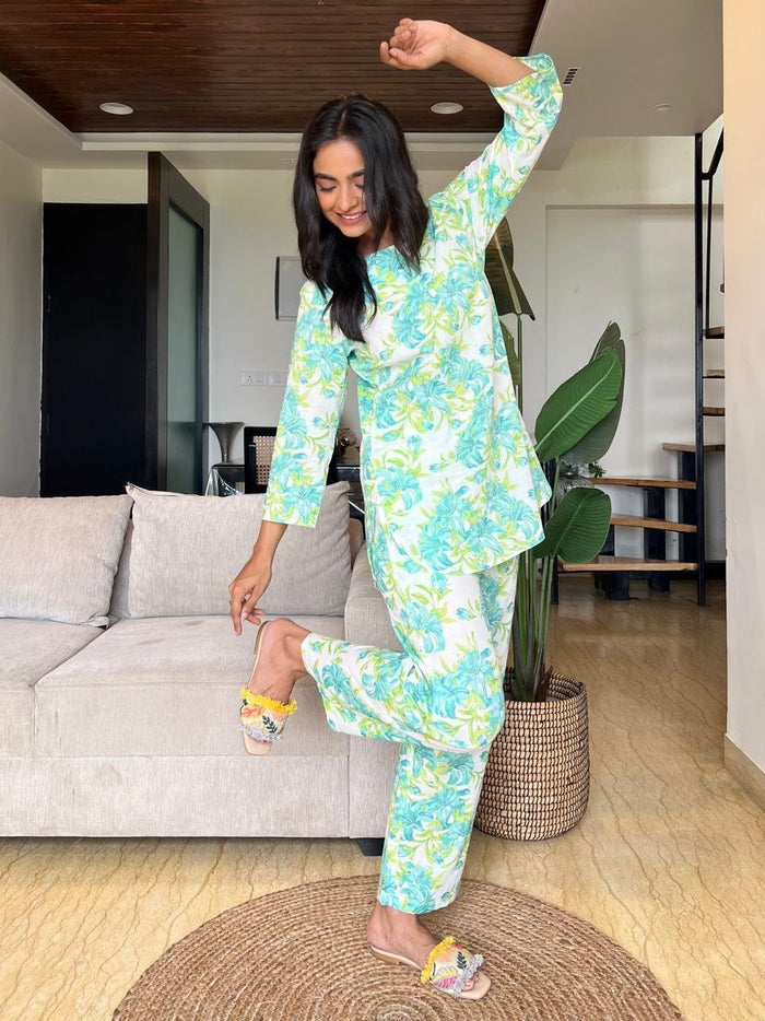 Cotton Lounge Set- White Fresh Florals