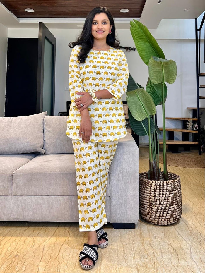 Cotton Lounge Set- Yellow Turtles
