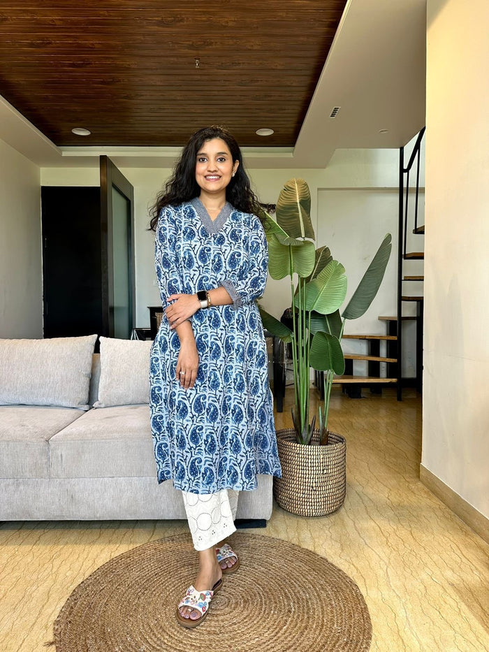 Fancy V-Neck Cotton Kurta- Indigo Paisley