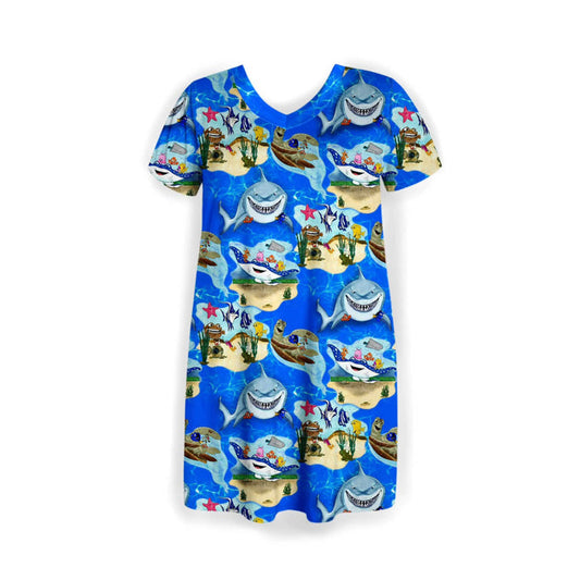 Fish are friends, not food! Women’s Nightgown