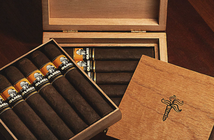 Foundation Olmec Maduro Toro