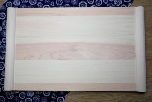 Hinoki (Cypress) Cutting Board with center elevated
