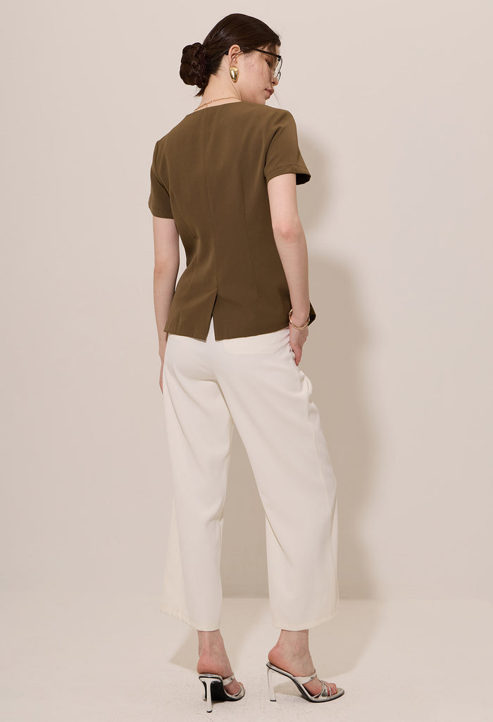 Inverted-V Tailored Waist Short Sleeve Blouse