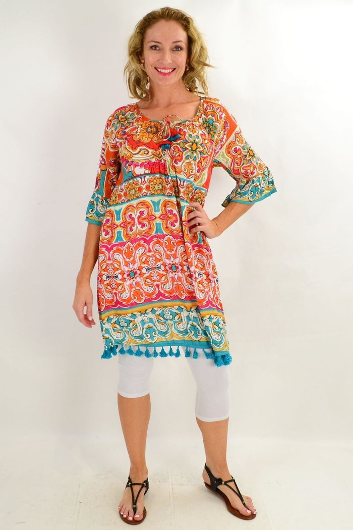 Orientique Mauresque 3/4 sleeve tunic dress with vibrant patterns, lightweight fabric, and relaxed fit, perfect for casual wear.