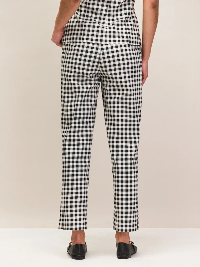 Petite Black And Ivory Gingham 7/8 Cotton Capri