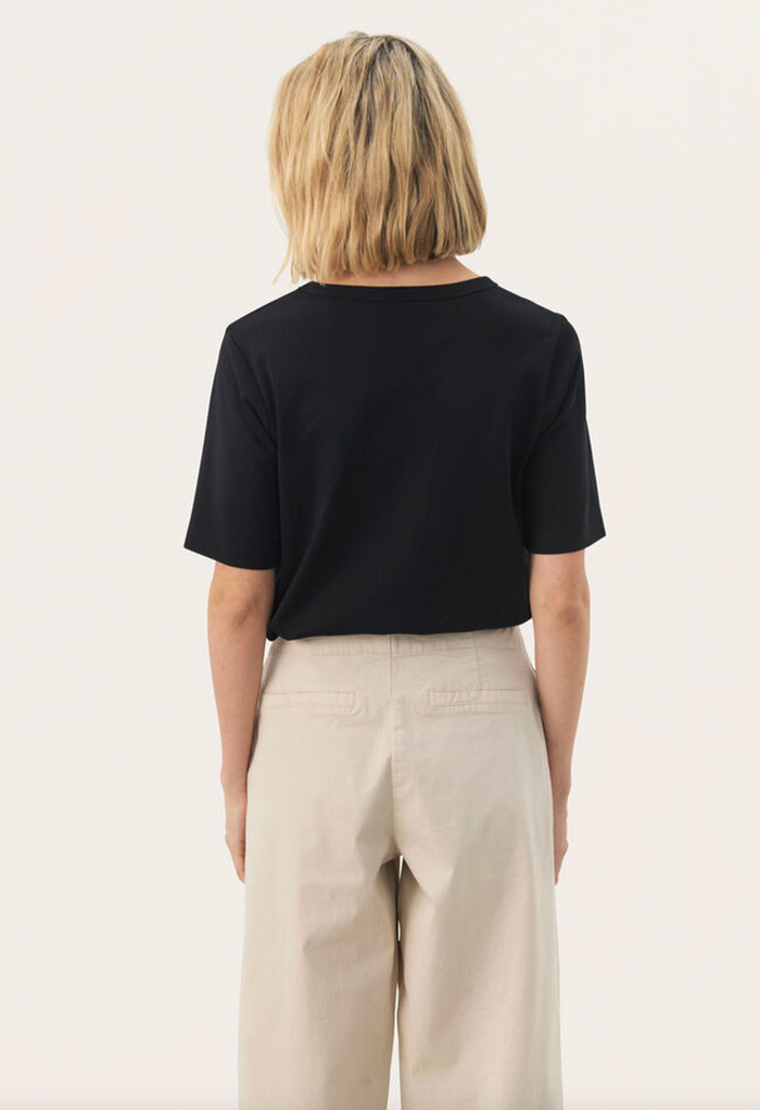 Ratana Basic Shirt - Black