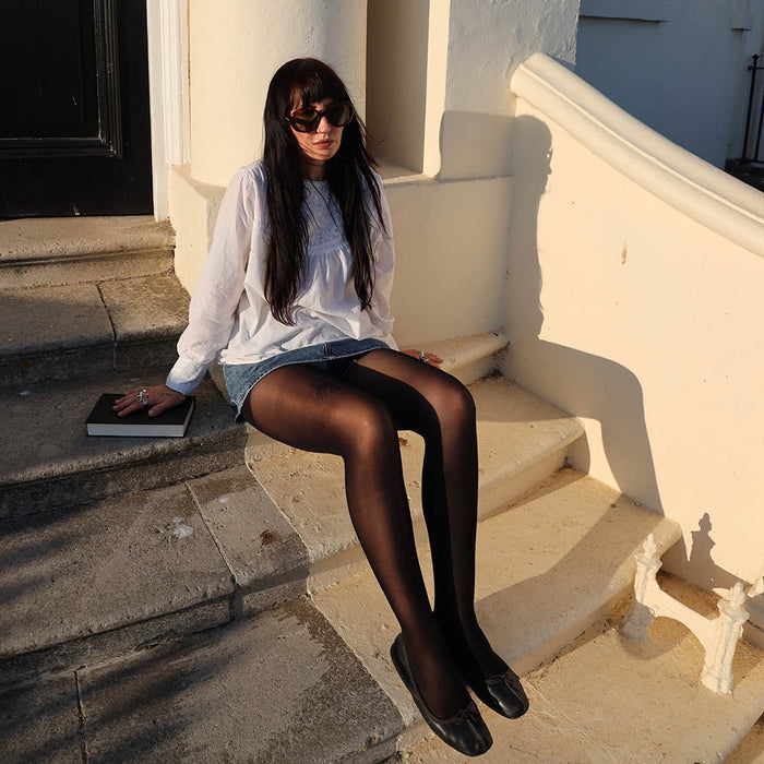 Semi-Opaque 50 Den Halo Tights - Liquorice