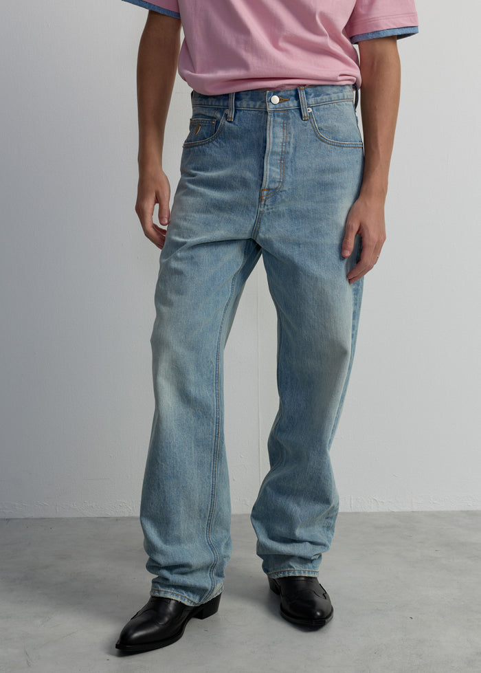 STRAIGHT LIGHT BLUE JEANS