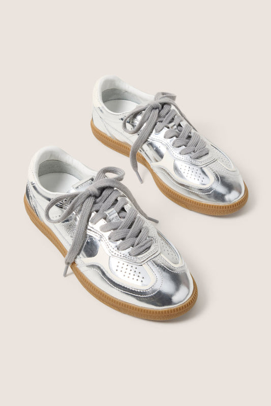 TB.490 Shimmer Sneaker