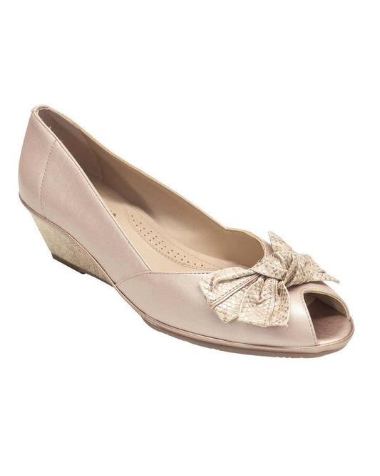 Van Dal Florida II shoe - Sesame - Image 2 - The Classic Boutique