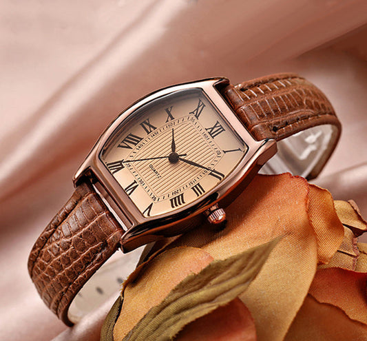 W4065 - Retro Barrel Leather Strap Watch