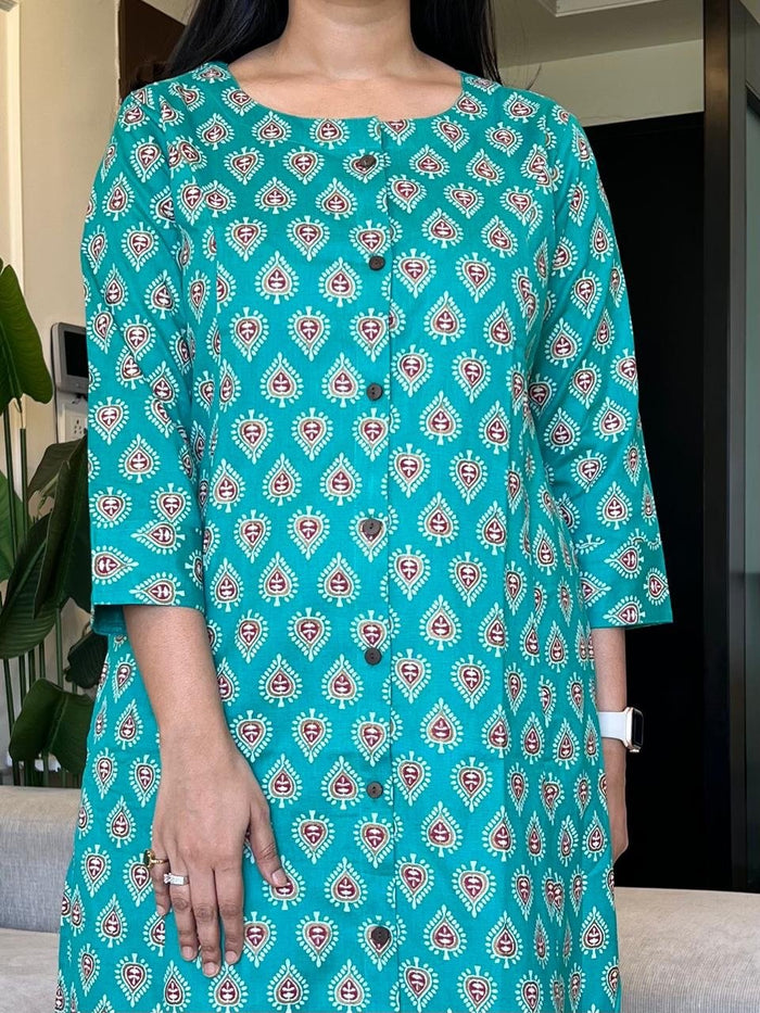 Weekend A-line Cotton Flex Kurta- Green